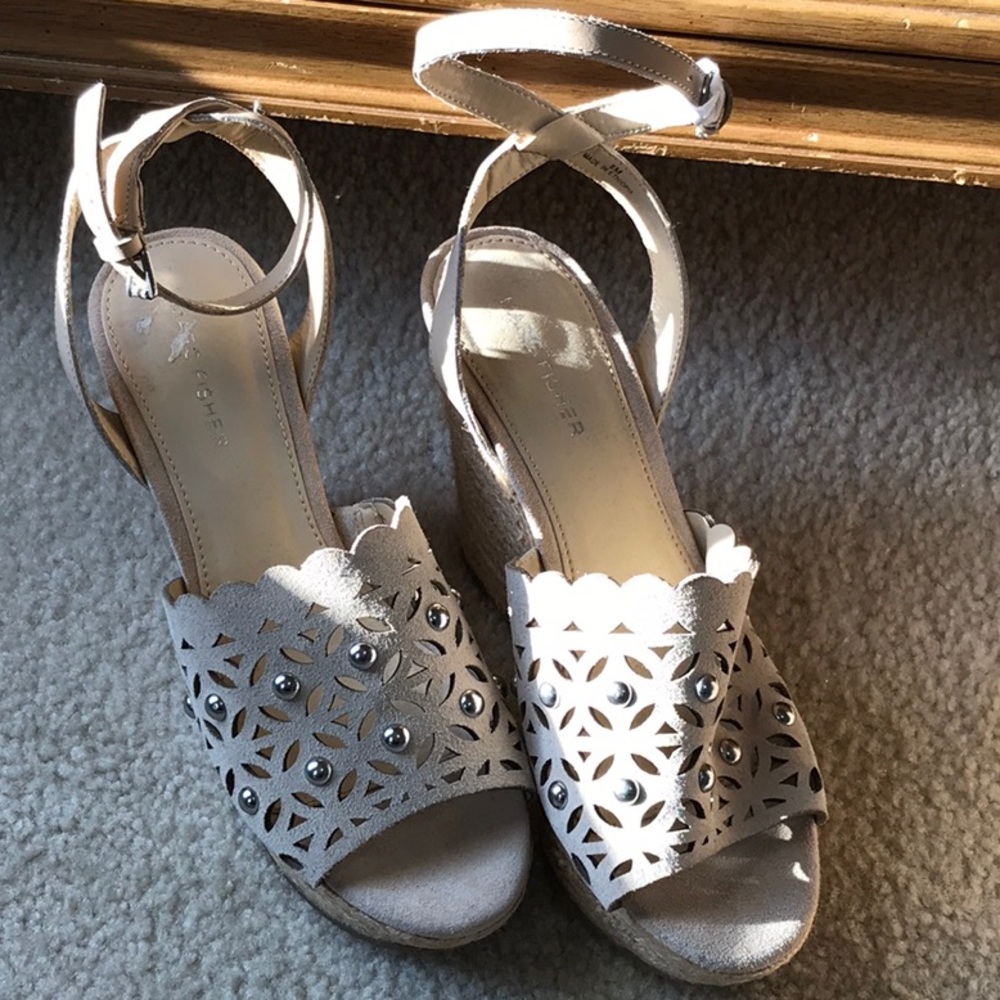 Marc Fisher Wedge Sandals Size 8